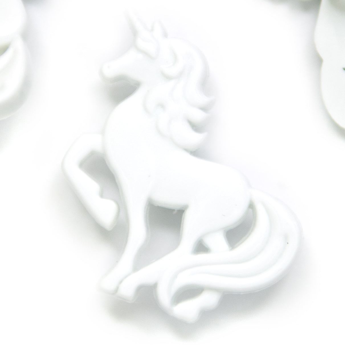 HORSE BUTTON:3CRD*4PC (BOX/04.123.99.01)