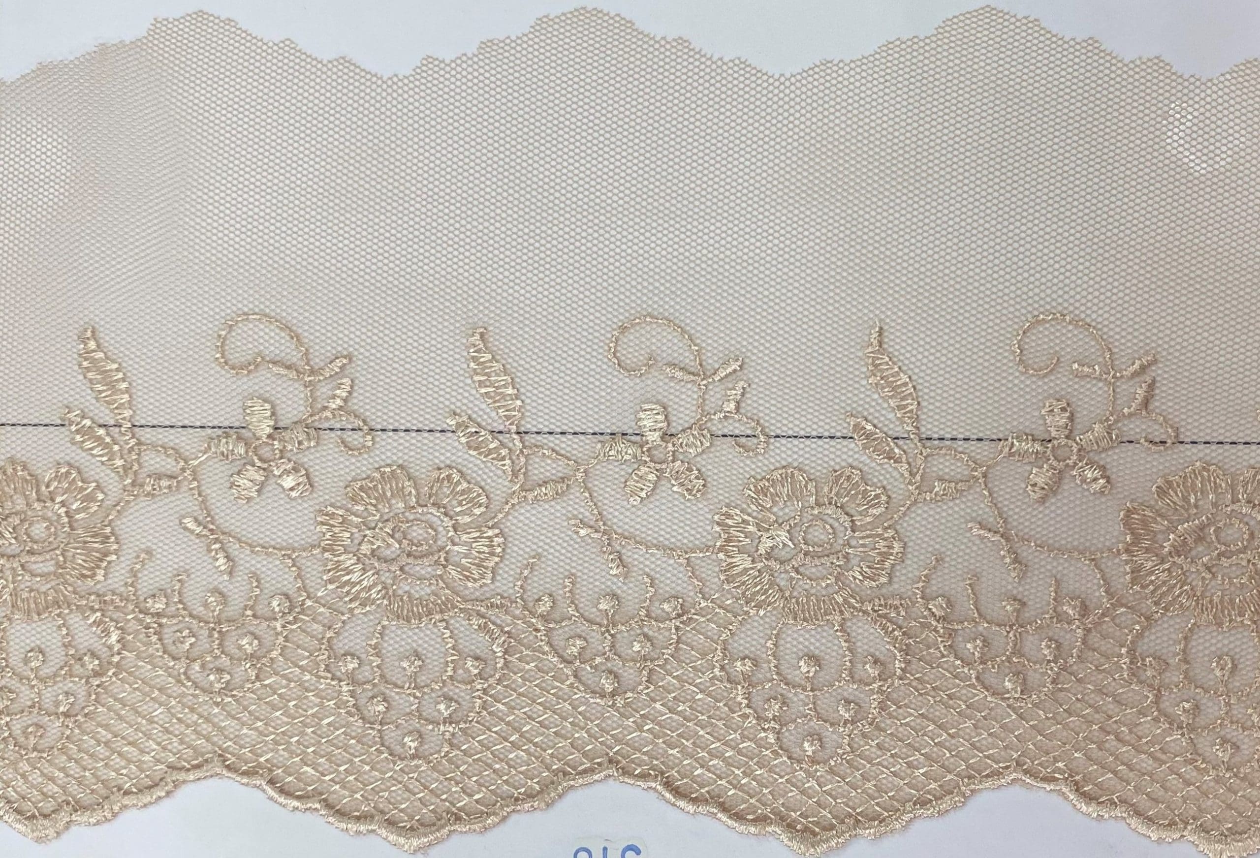 NET CUTTING LACE;15YDS (D-45-4139)