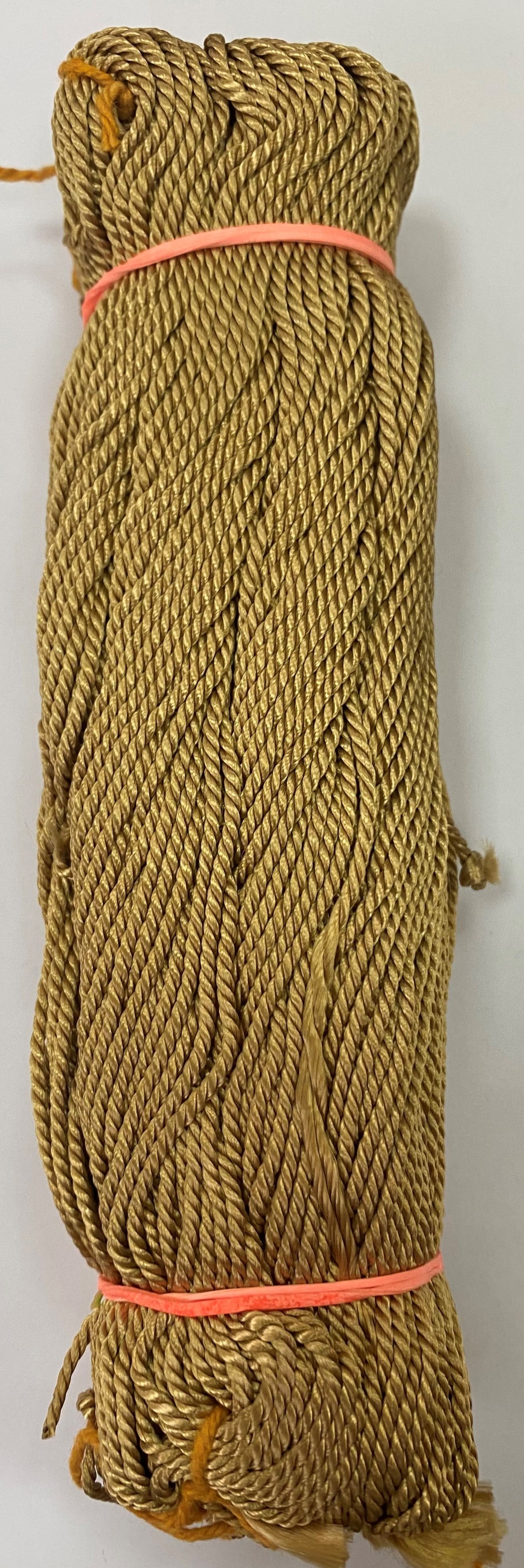 CORD: 9MTR/PC: 1DOZ/PKT (5064/FNA001)