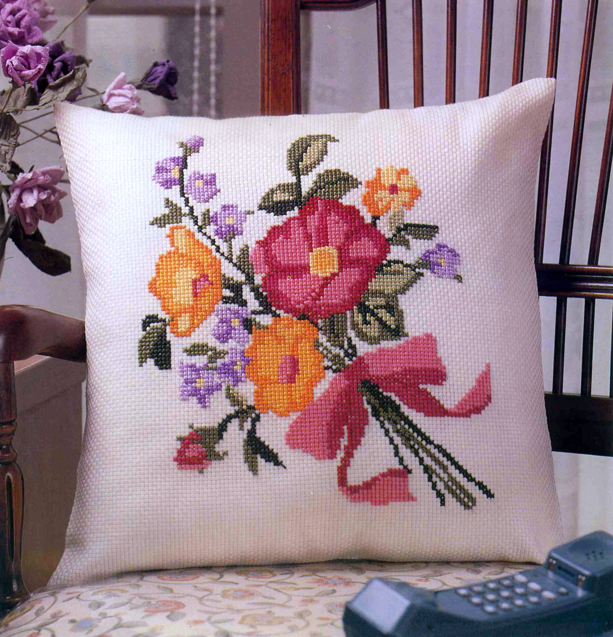 CROSS STITCHERY KIT (CS-250)