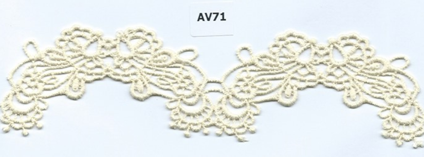 CH-CUT LACE W/TEXT:15Y:1.5" (TX57-1261)
