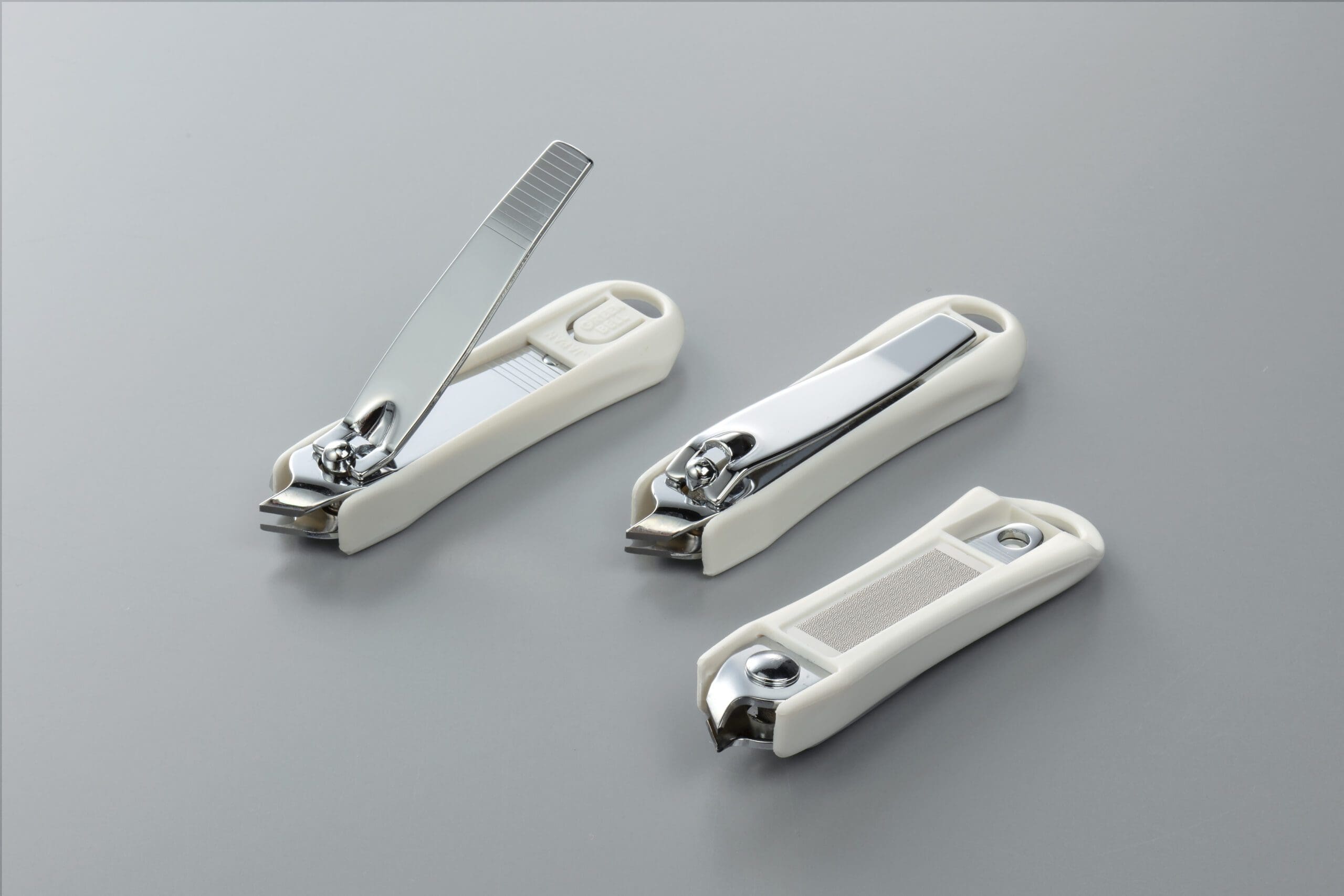 CUTICLE CLIPPER-WHITE (SE-031)