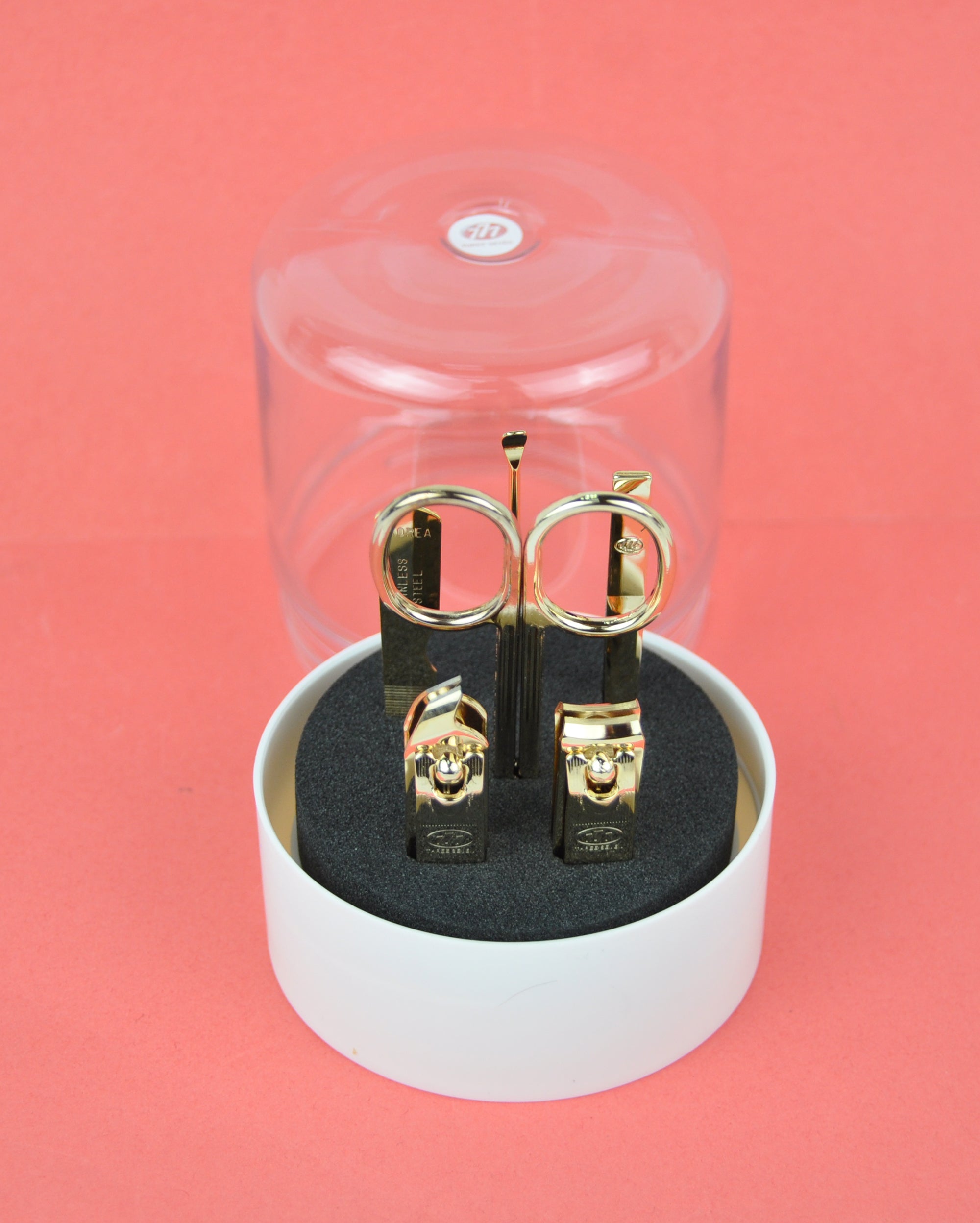 MANICURE SET “777” (KR-050G)