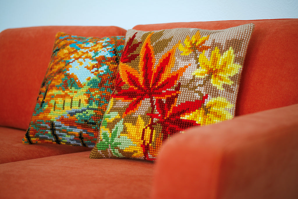 VERVACO CROSS STITCH CUSHION KIT AUTUMN LEAVES (PN-0157754)